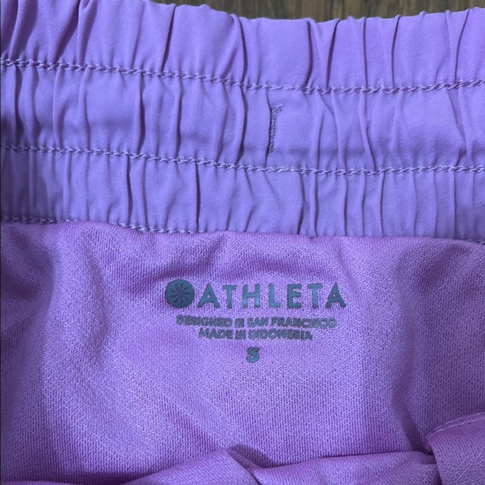 Athleta Women's Pink Athletic Shorts size small - Picture 2 of 4